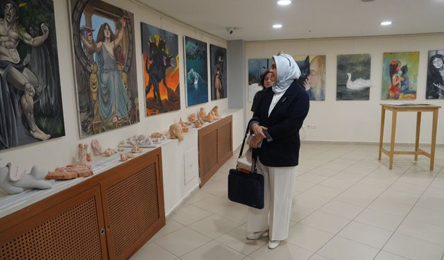 Kartal Belediyesi’nde Genç Sanatçılardan Karma Resim ve Heykel Sergisi
