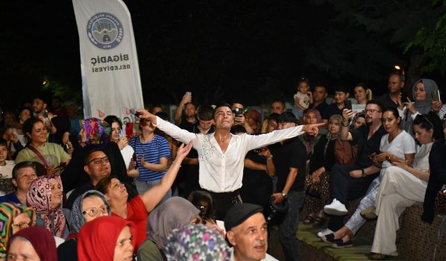 Balıkesir'de Yaz Konserleri Yoğun İlgi Görüyor