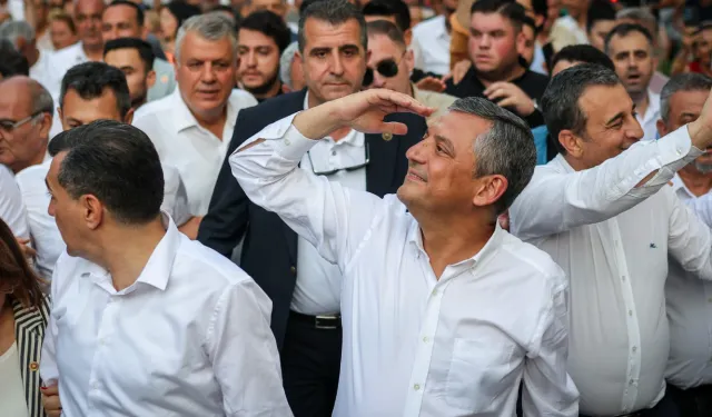 Özgür Özel 'Değişim Zamanı' diyerek yola çıkıyor
