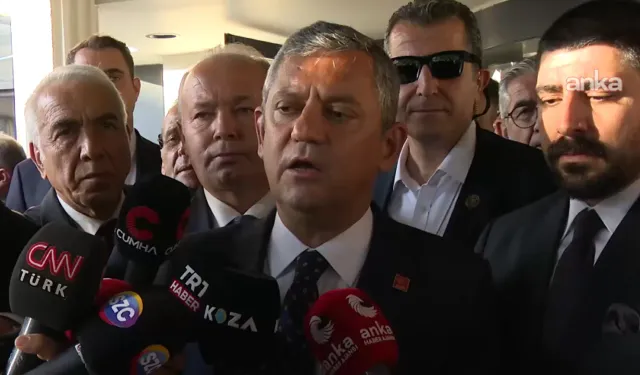 Özgür Özel 'Yeni Parti'nin yol haritasını duyurdu: 'Sadece CHP'lilerle sınırlı kalmayacak'