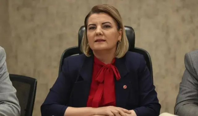 Fatma Kaplan Hürriyet'ten 'AK Parti' iddialarına yanıt: 'AKP'ye geçeceğime paşa paşa yatarım'