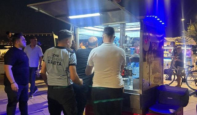 Karantina Parkı’nda izinsiz seyyar satışa ortak denetim