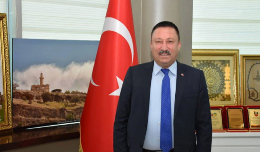 Eski AKP'li Belediye Başkanı Hüseyin Beyoğlu'na rüşvet suçundan hapis cezası