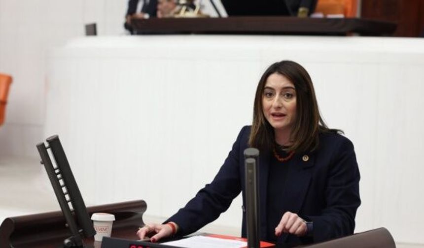 "Tarikatta zikir çekenleri emekli edenler, genç teğmenleri ihraç etti!"