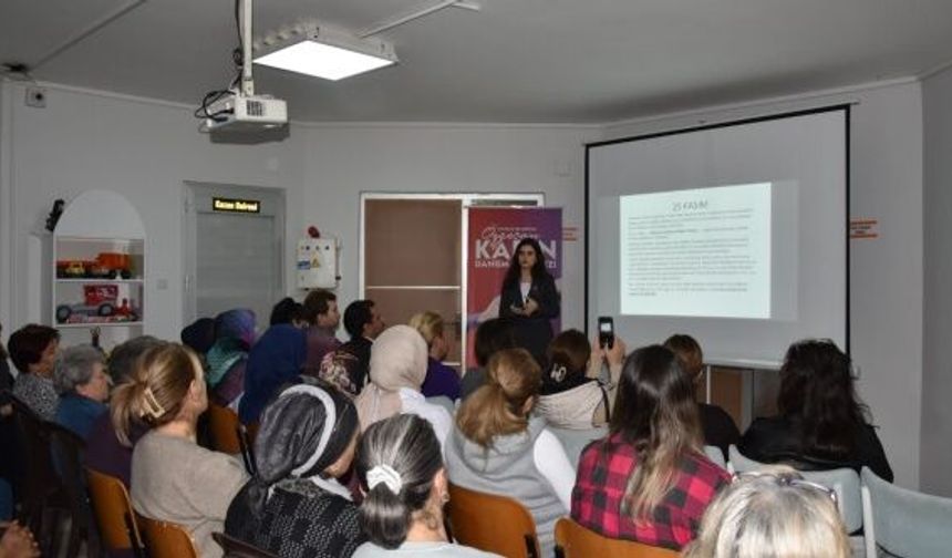 Atakum Belediyesi kadına yönelik şiddetle mücadele etkinliği gerçekleştirdi