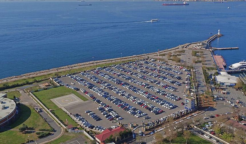 İBB’ye yazı: Kadıköy sahildeki otopark kapatıldı, derhal boşaltın!