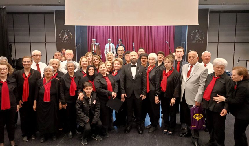 Muratpaşa Yaşlı Evleri'nde Anadolu ezgileri