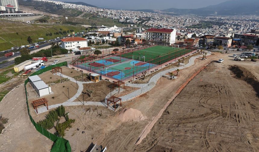 Bayraklı’da Ferdi Zeyrek Spor Kompleksi’nde Çalışmalar Sona Yaklaştı