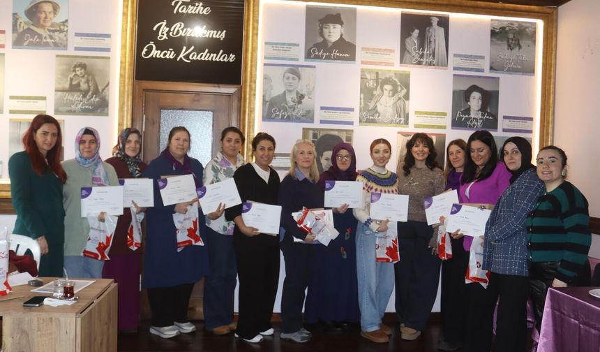 İzmit’te anneler eğitimle güçleniyor