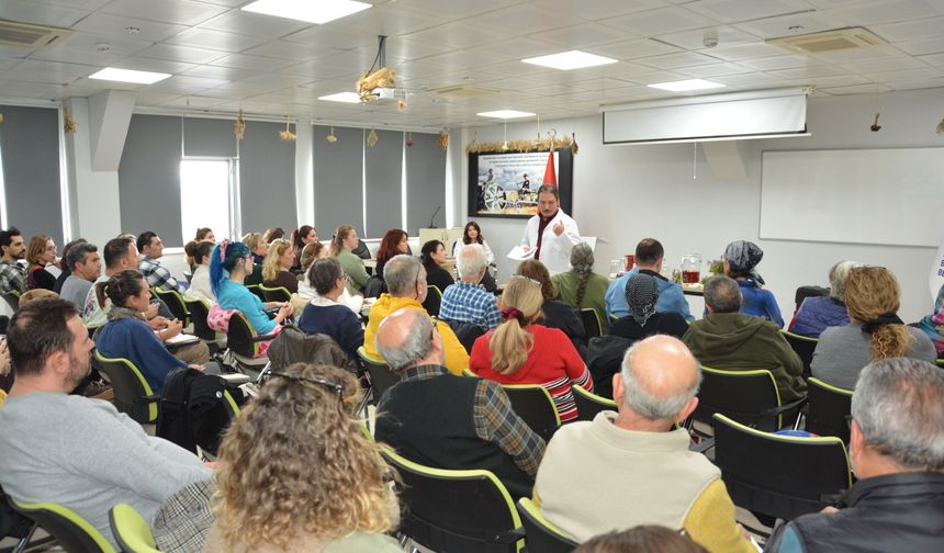 BAÇEM’de “Ayın Atölyesi” programlarına yoğun ilgi