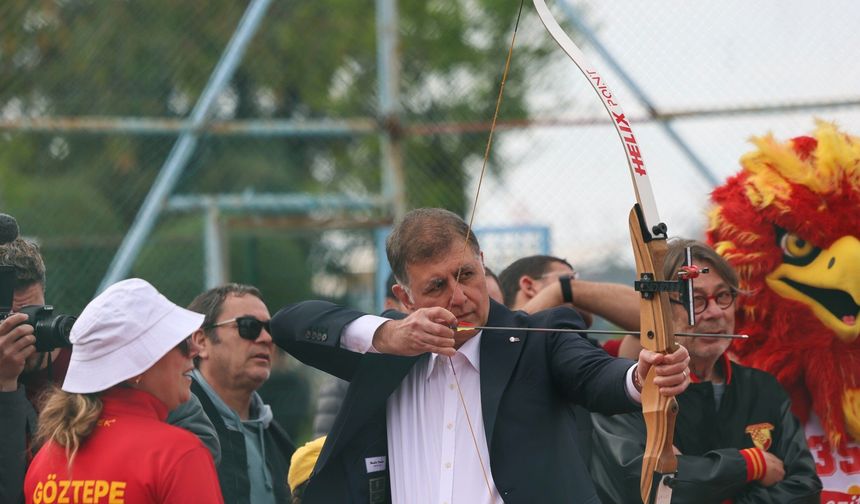 Cemil Tugay, sporcu çocuklarla buluştu