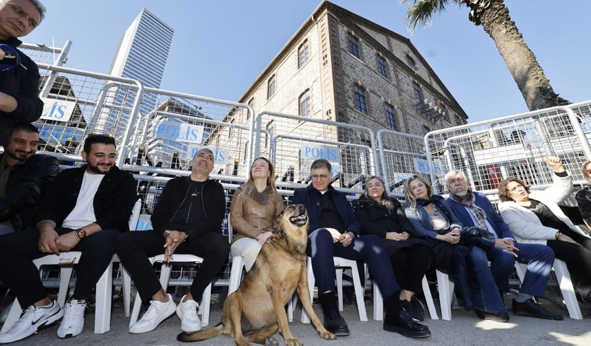 İzmir'de Meslek Fabrikası için direniş sürüyor