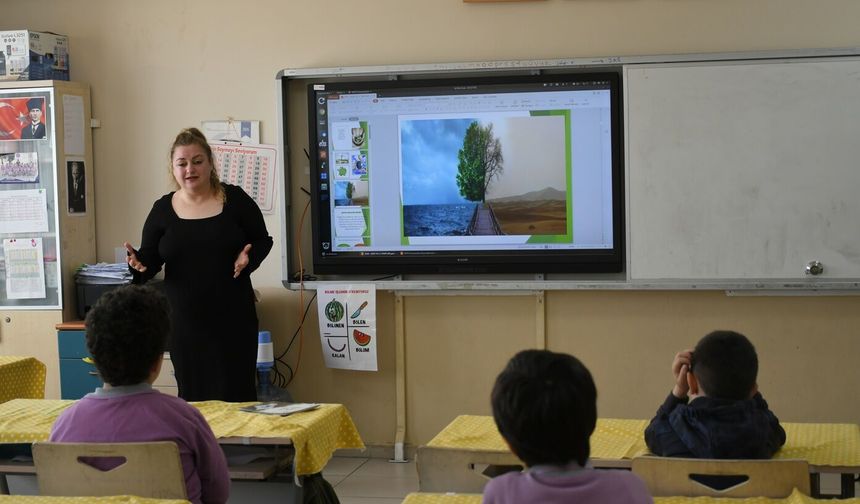 Kuşadası Belediyesi'nden öğrencilere çevre eğitimi