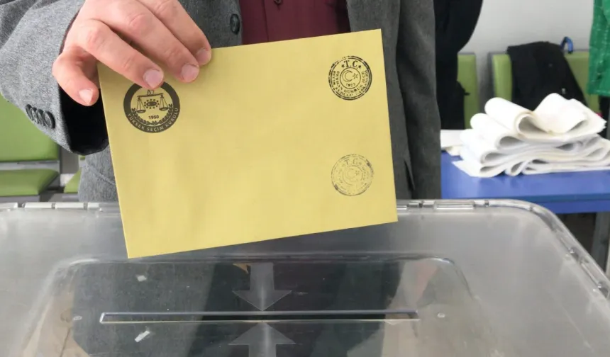 Son seçim anketi: Fark ‘0,7’ puan