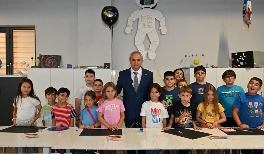 Anadolu Oyuncak Müzesi’nden çocuklara ‘Sanat Atölyesi’