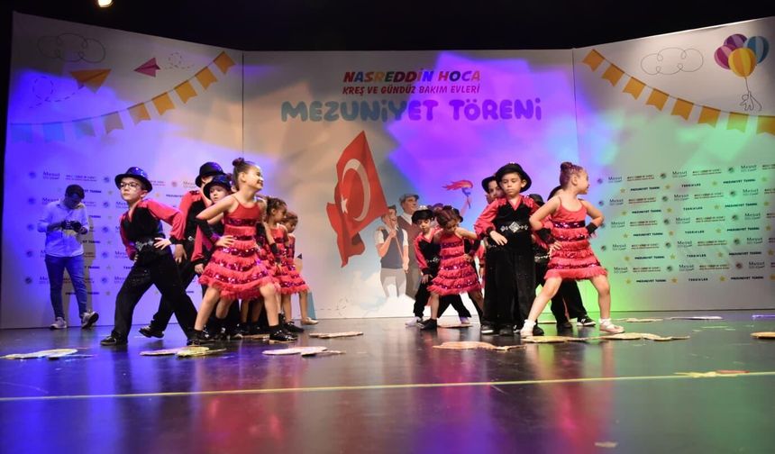 Kepez’in kreşlerinde mezuniyet sevinci