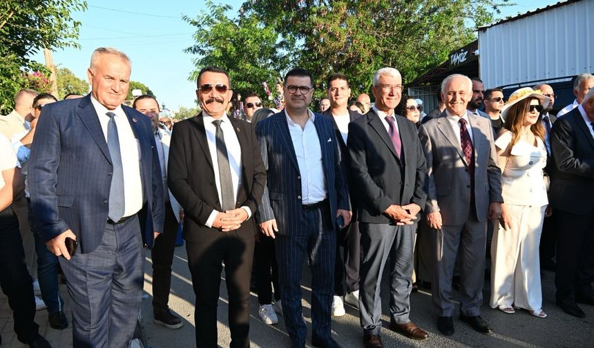 Manisa Büyükşehir Belediyesi Heyeti Güzelyurt Portakal Festivali’ne Katıldı