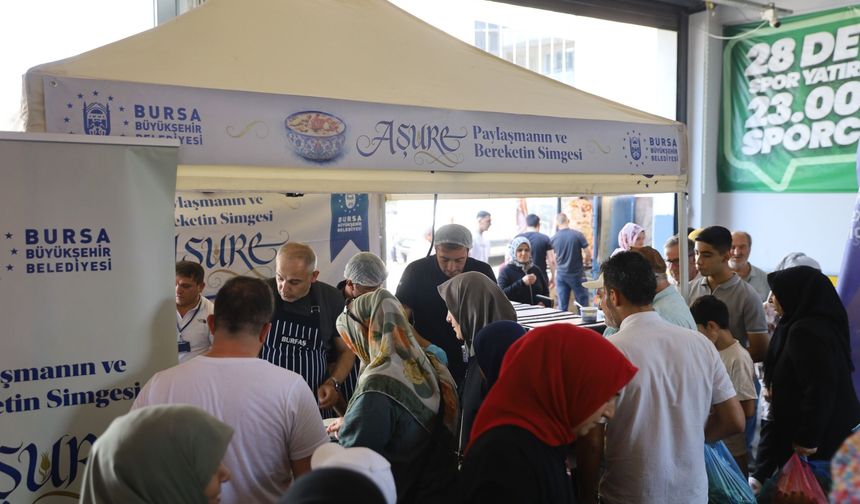 Aşure ikramları Gürsu'da devam etti