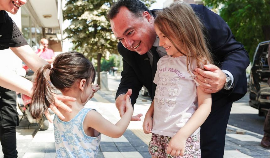 Salihli’nin Şüheda Caddesi Baştan Aşağı Yenileniyor