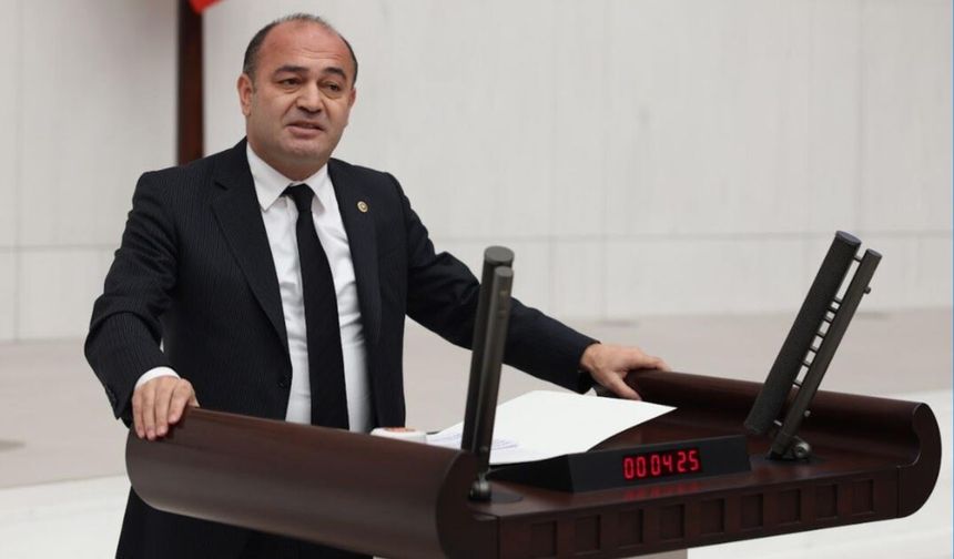 Özgür Karabat: Sahte refahın faturasını çocuklarımız ödeyecek