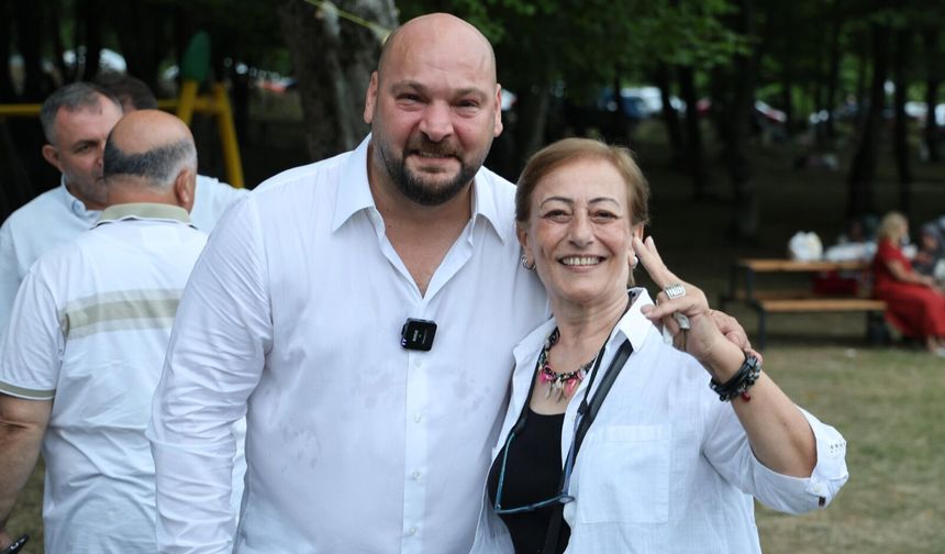 Atakum’da üçüncü kez düzenlenen Fındık Festivaline yoğun ilgi