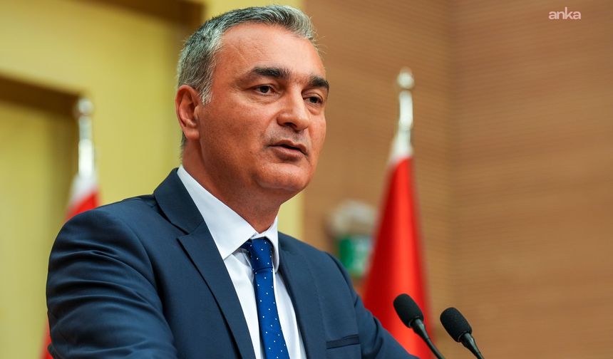 CHP Parti Sözcüsü Sarı: "Kağıt üzerindeki büyüme ile vatandaşın hissettiği refah arasında ciddi bir fark var"