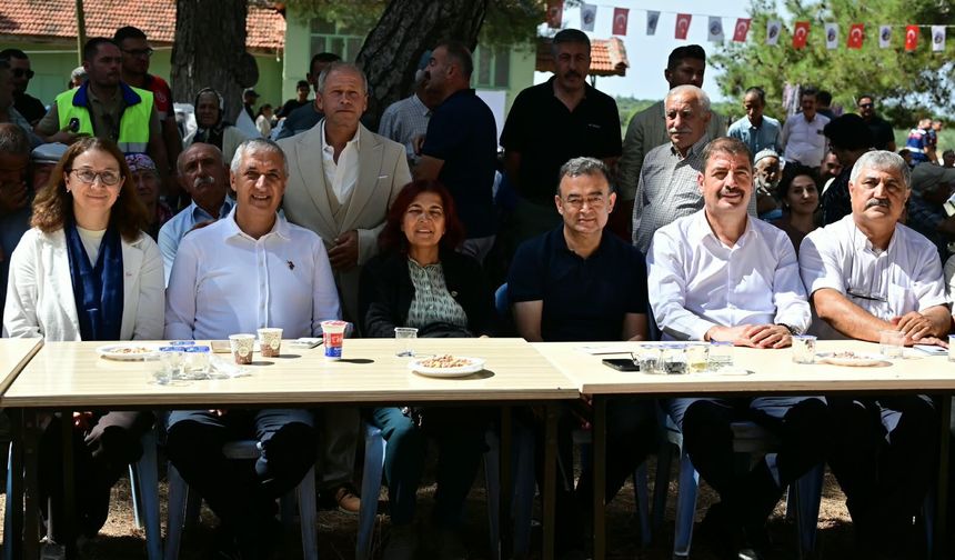Kula Encekler Bağdatlı Sultan Şenliği’nde Birlik ve Kardeşlik Buluşması