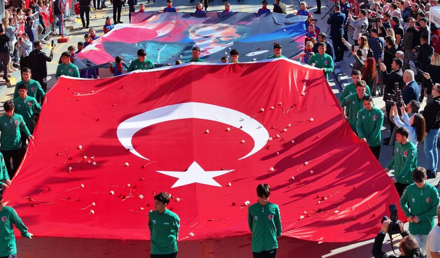 Cumhuriyetimizin 103’üncü Yılı Manisa’da Coşkuyla Kutlanacak