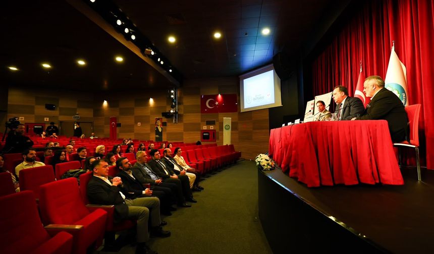 Şehir Tiyatrosu 20. Yılına ‘G.D.K.’ Prömiyeriyle “Merhaba” Diyor