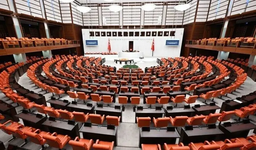 TBMM'de sandalye dağılımı değişti